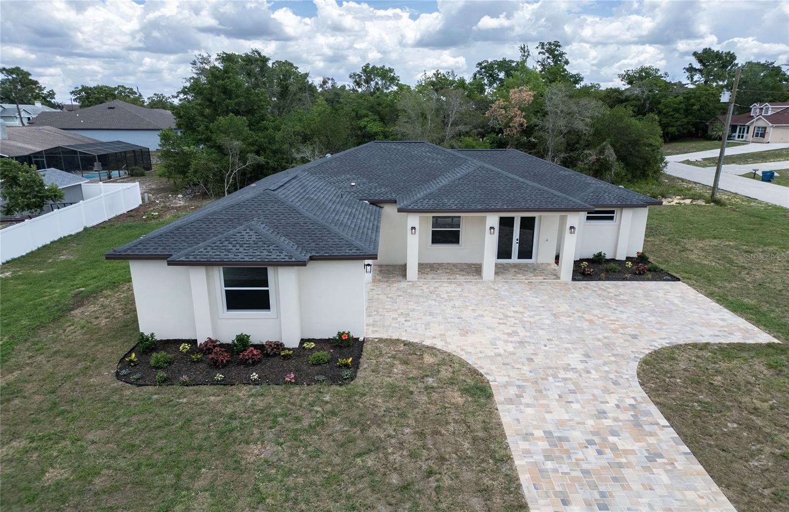 12027 Villa Road — photo