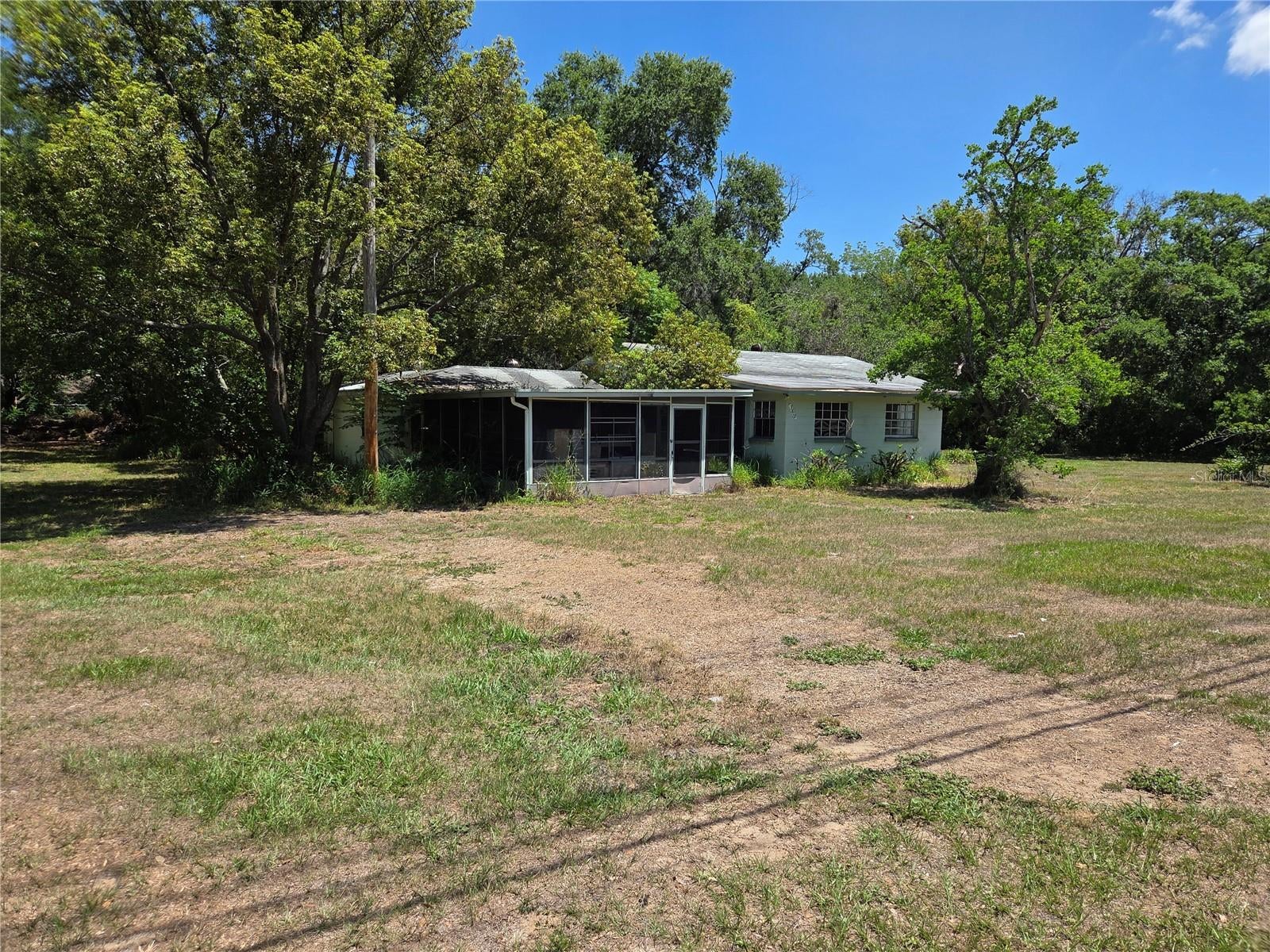 3810 E Lumsden Road — photo