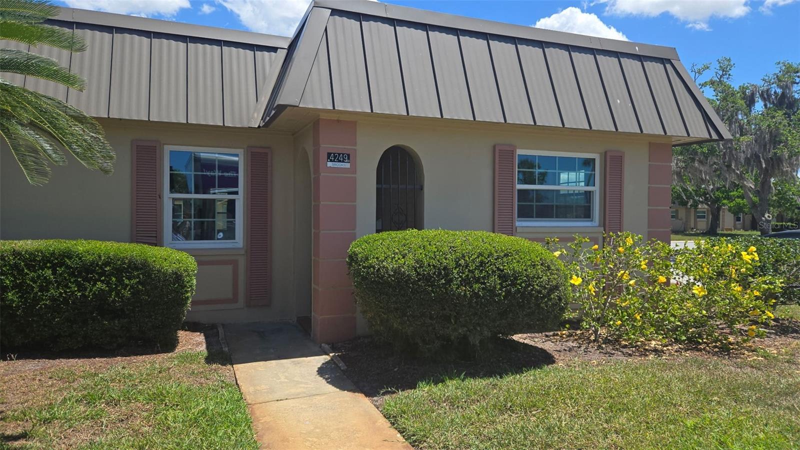 4249 Stratford Drive 4249 — photo