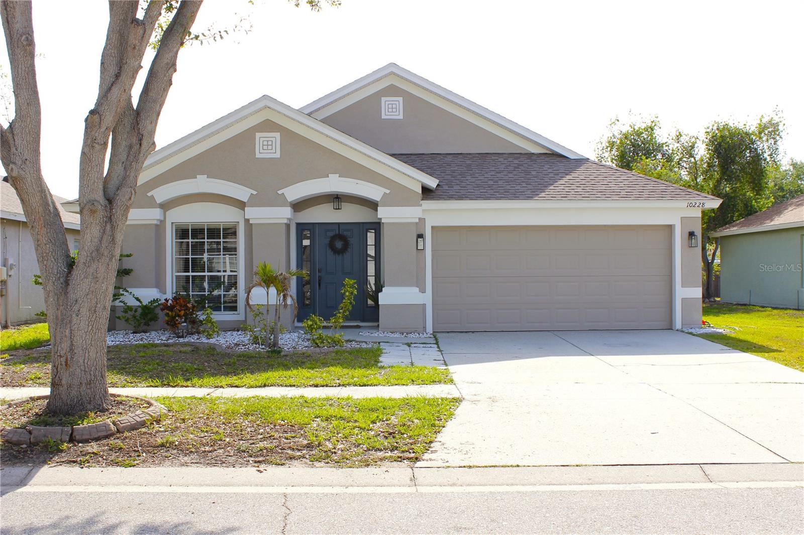 10228 Hunters Haven Boulevard — photo