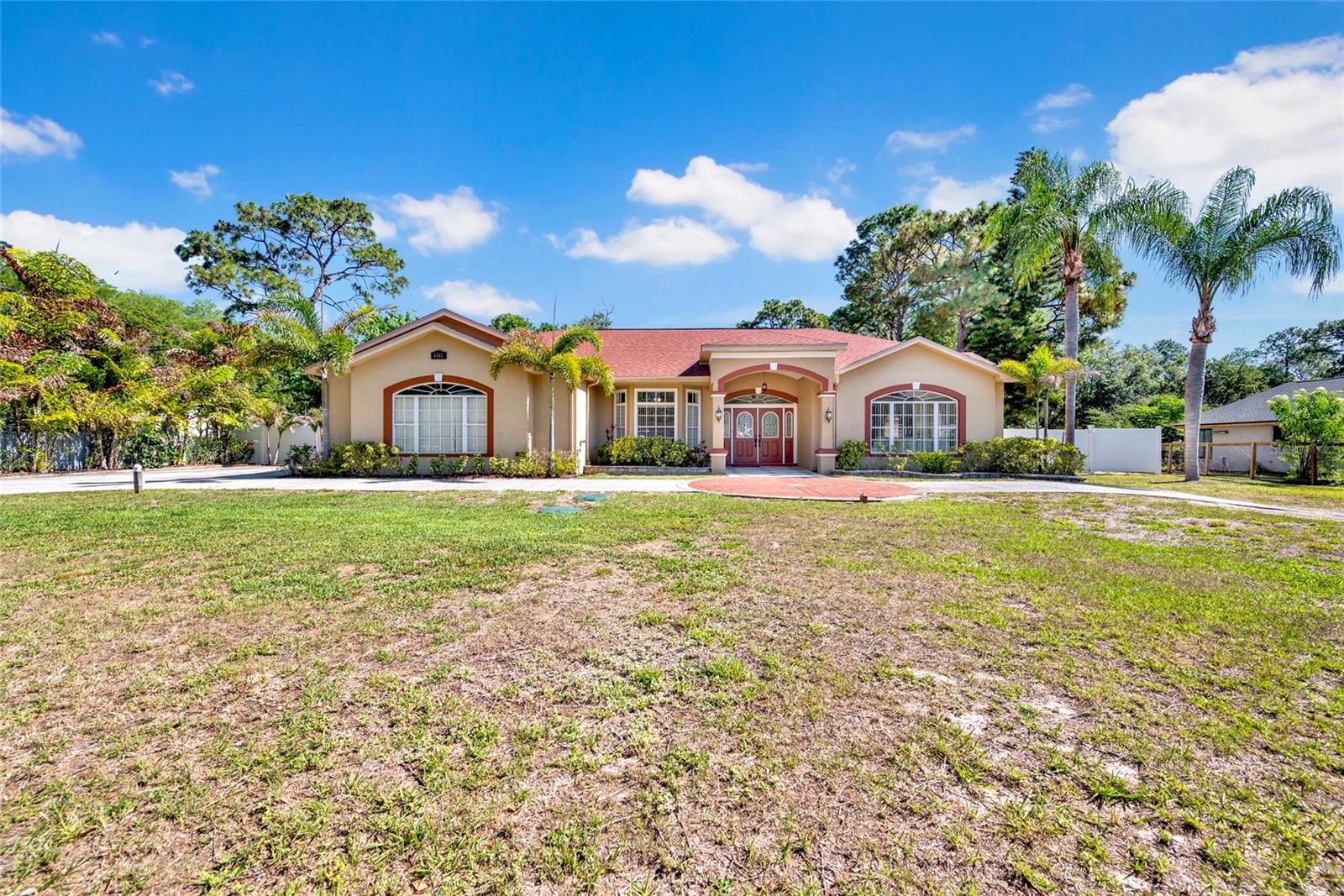 6341 Governors Drive — photo