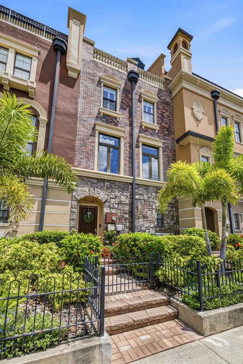 2234 Soho Bay Ct — photo