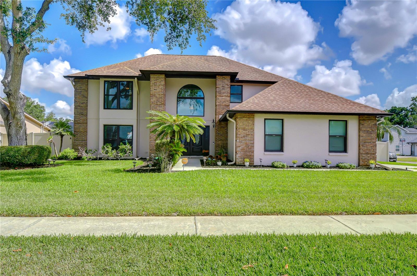 1227 Rainbrook Circle — photo
