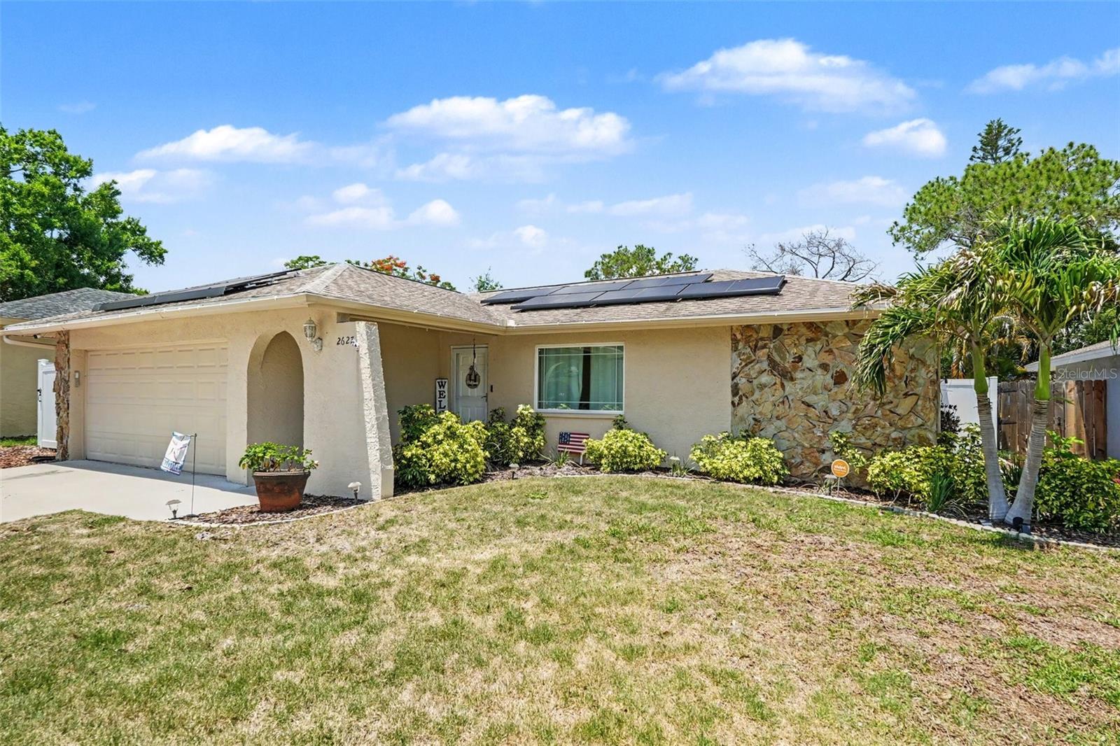 2627 Surrey Drive — photo