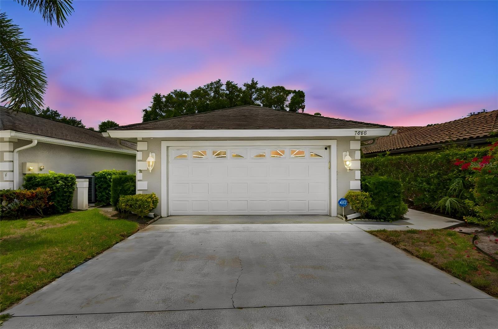 7656 Palm Aire Lane — photo