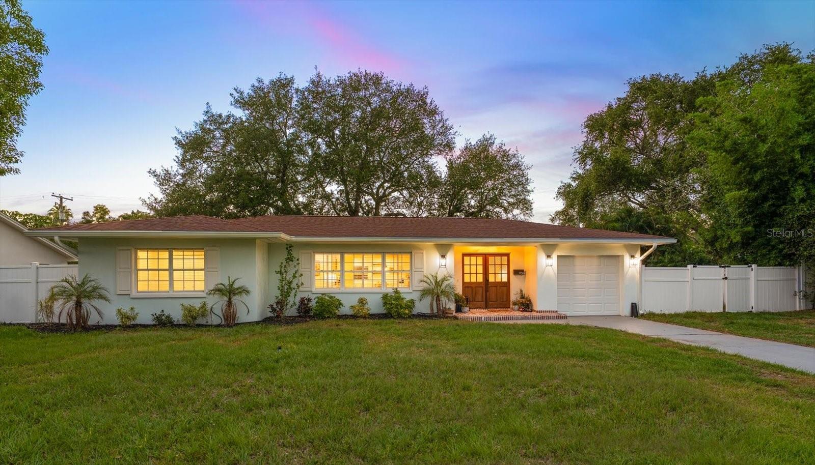 1736 Golf View Drive — photo