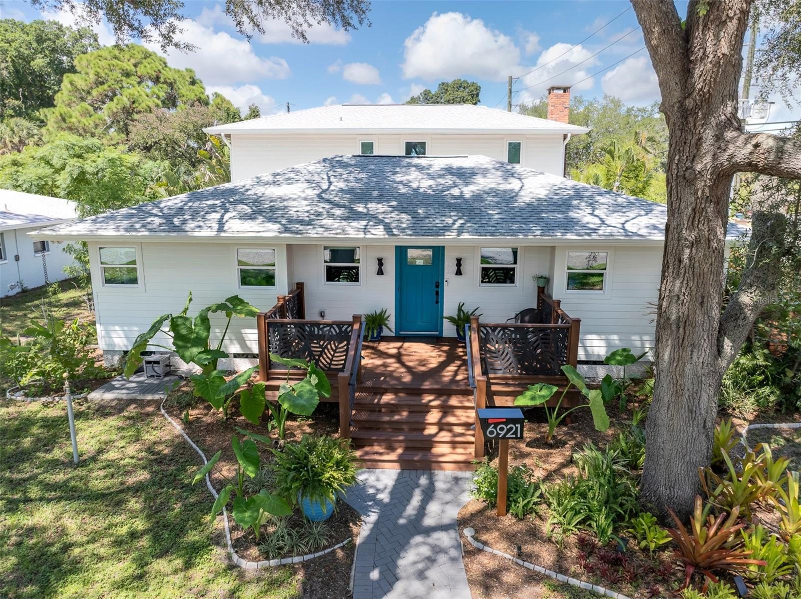 6921 Mango Avenue S — photo