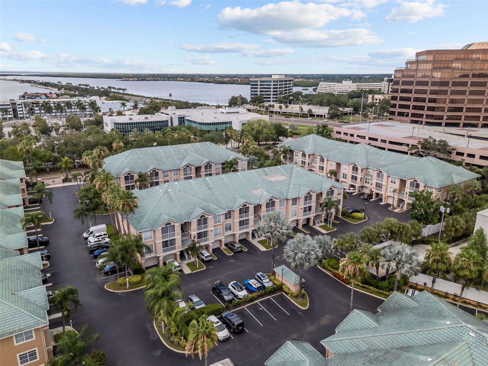 3302 Bay Club Circle 3202 — photo