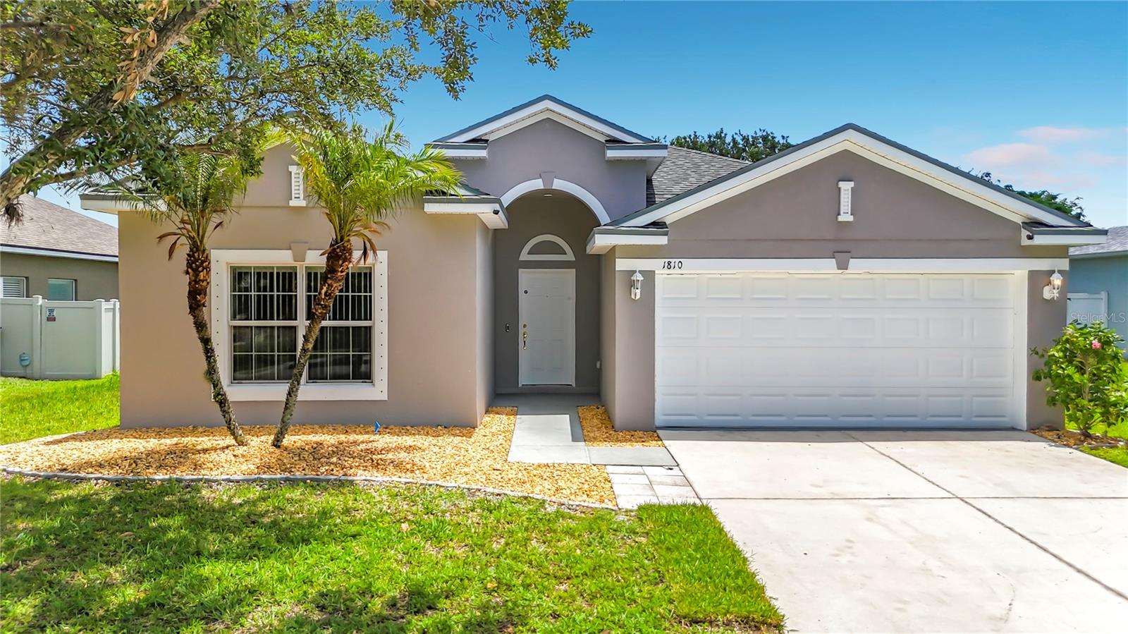 1810 Bonita Bluff Court — photo