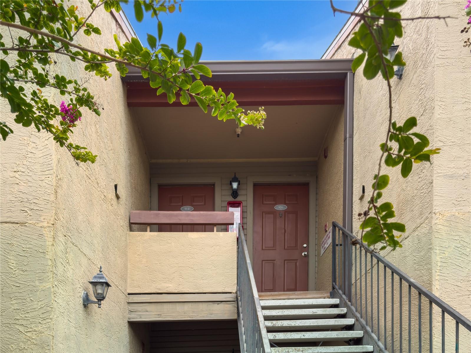 Home in ST PETERSBURG, FL 33702 — photo 3