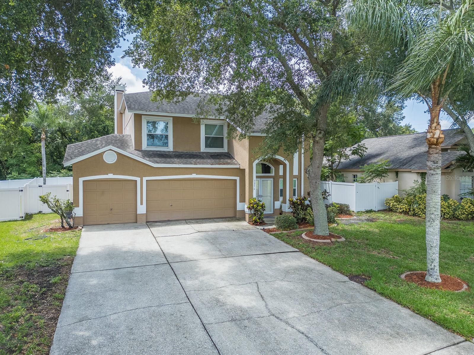3256 Bentley Drive — photo