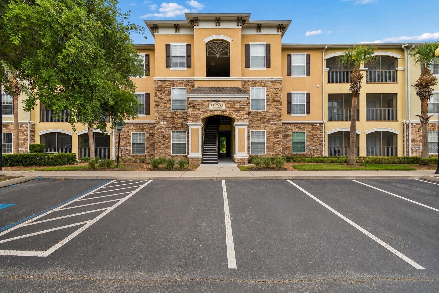 10203 Courtney Palms Boulevard 103 — photo