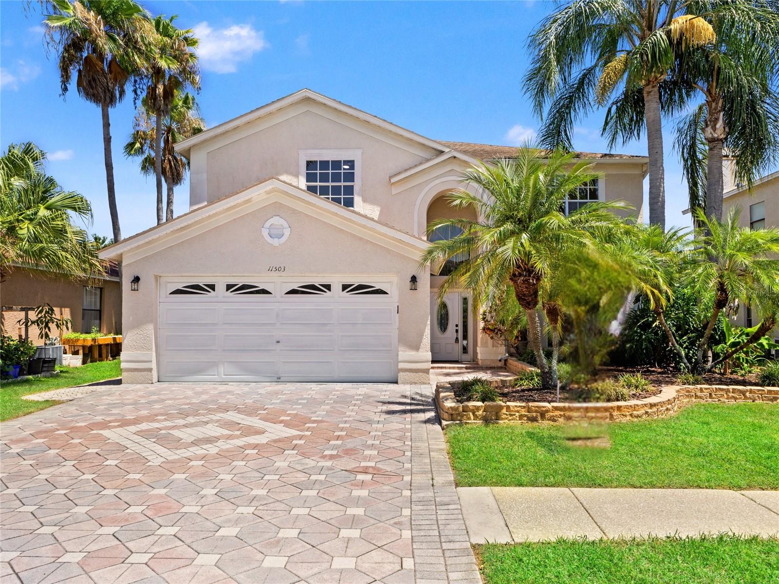 11503 Whispering Hollow Drive — photo