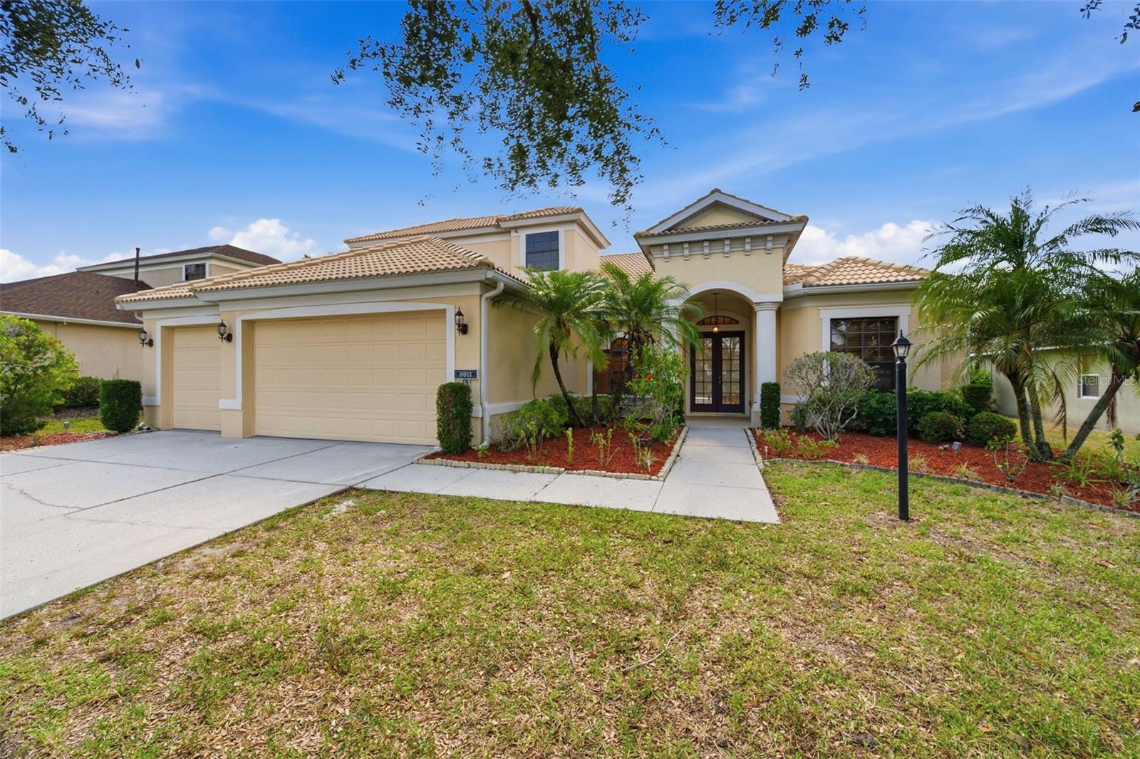 6611 Chickadee Lane — photo