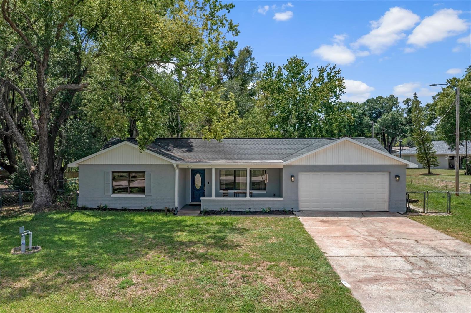 4737 King Lake Drive — photo