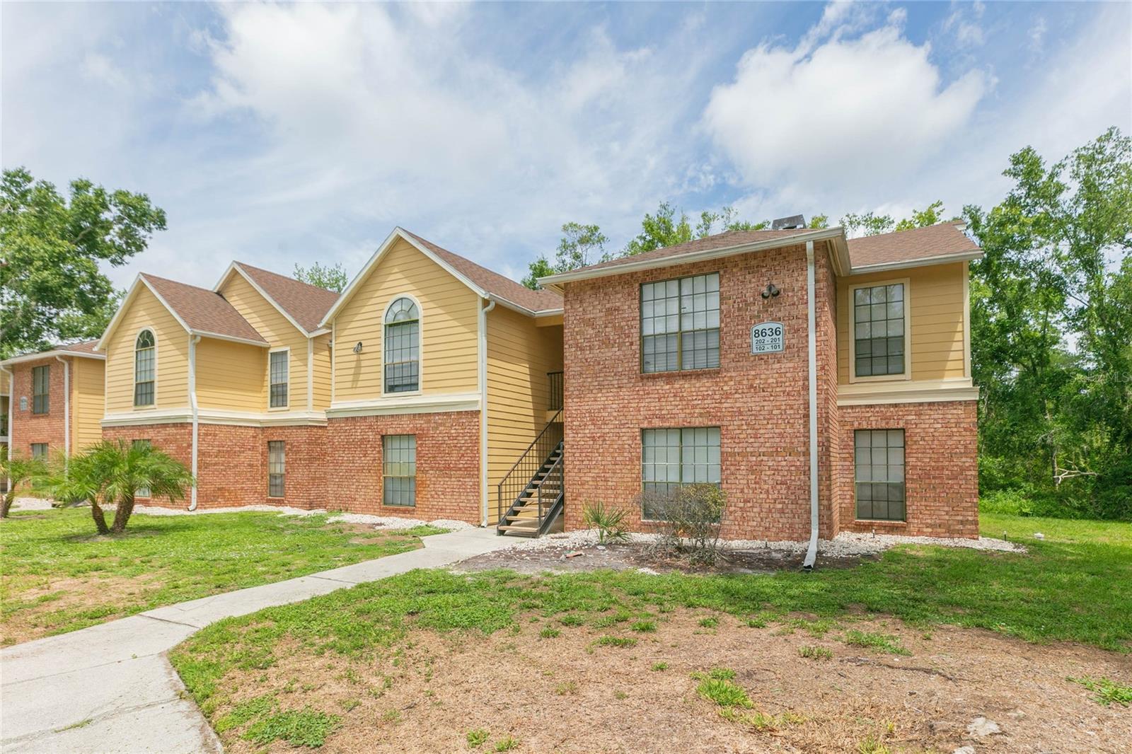 8636 Mallard Reserve Drive 201 — photo