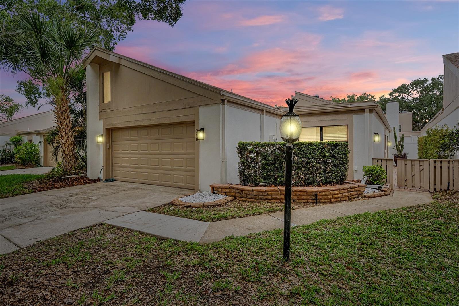 360 S Woodlands Drive — photo
