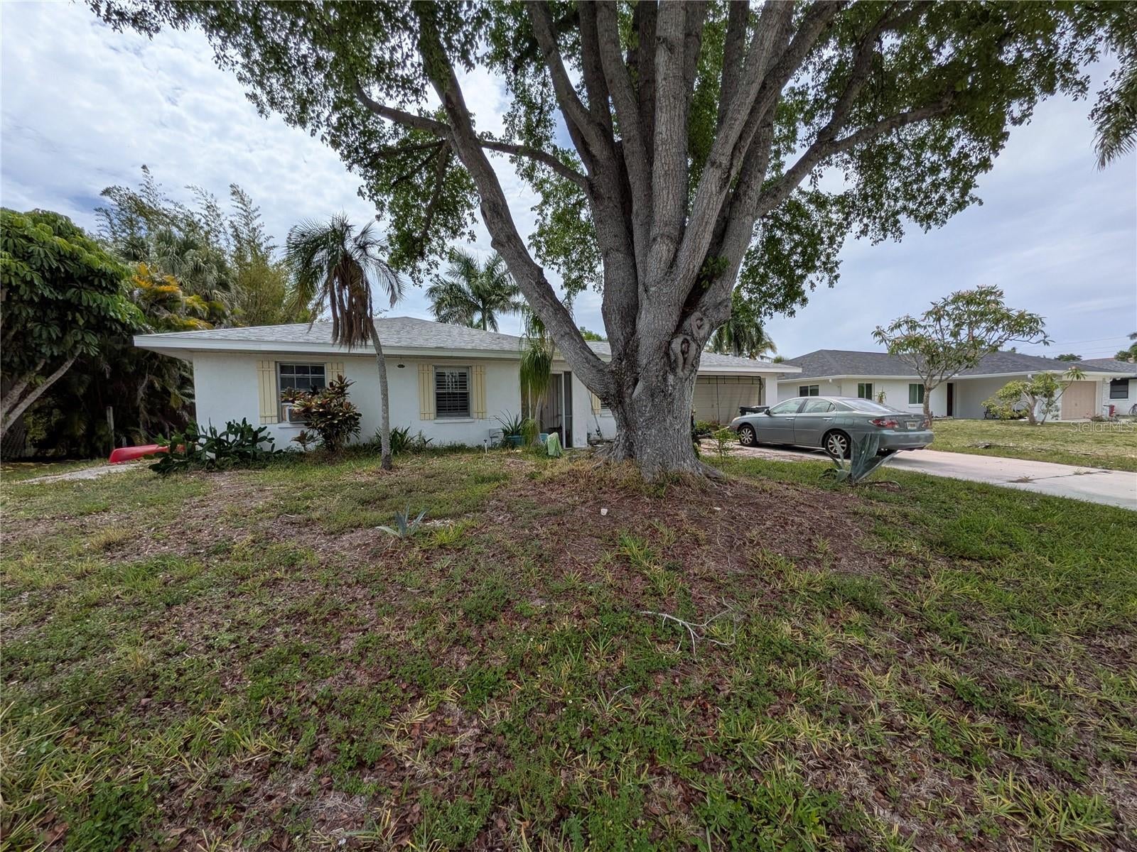 7167 Columbia Circle — photo
