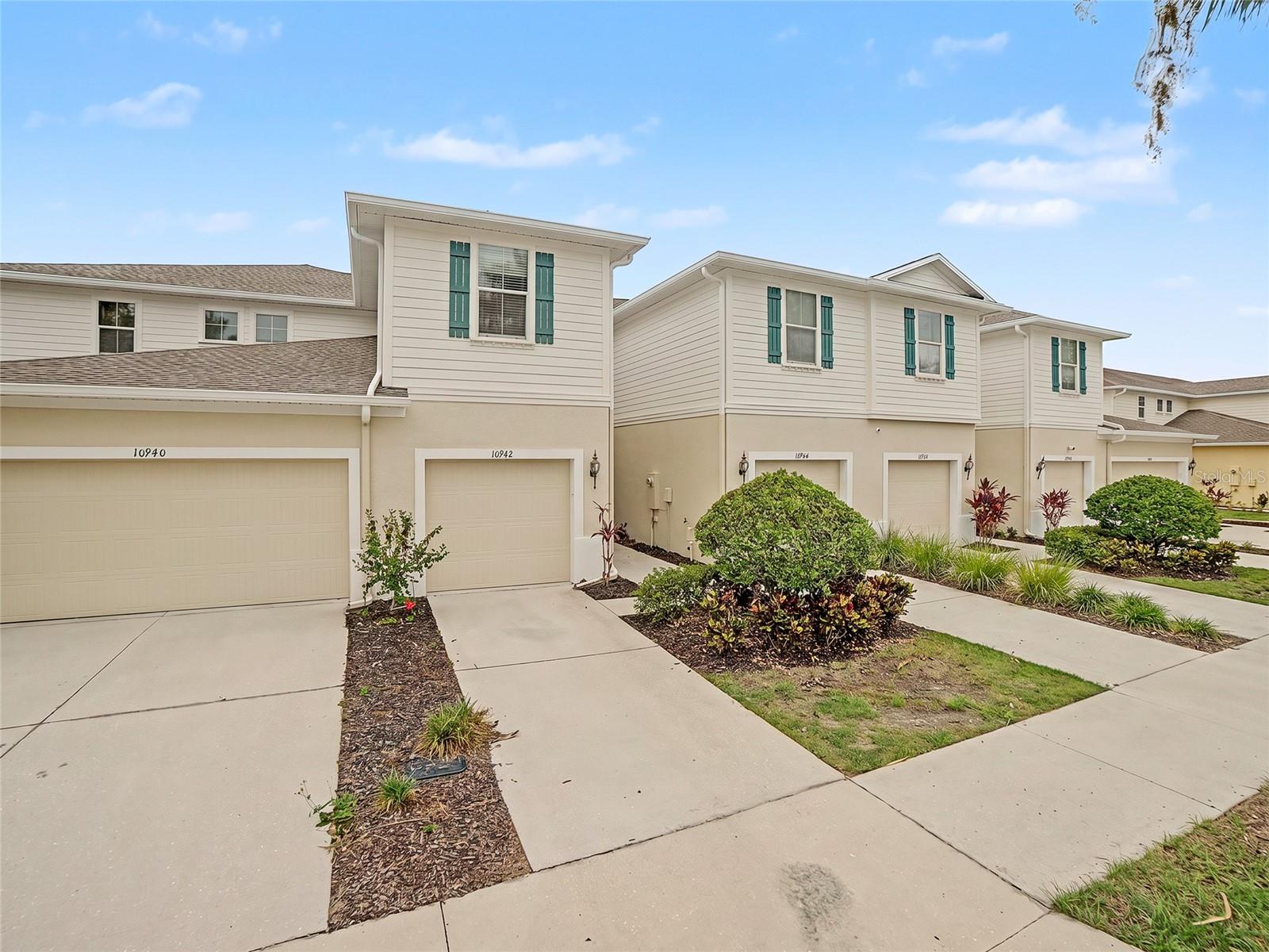10942 Verawood Drive — photo