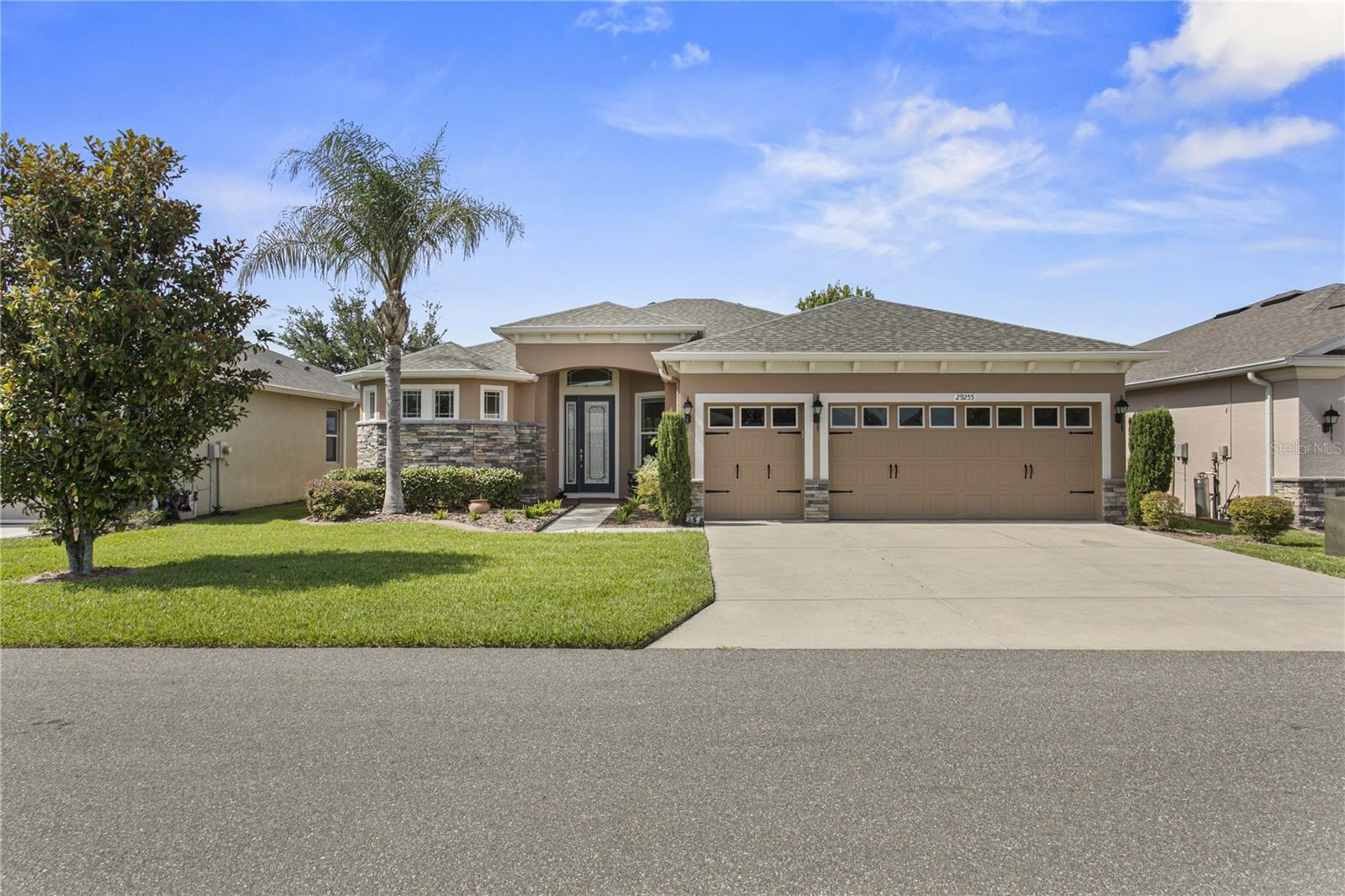 29255 Grass Bunker Drive — photo