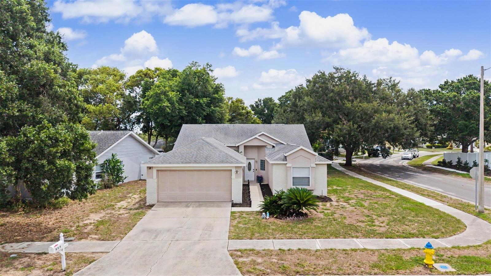 655 Sand Ridge Drive — photo