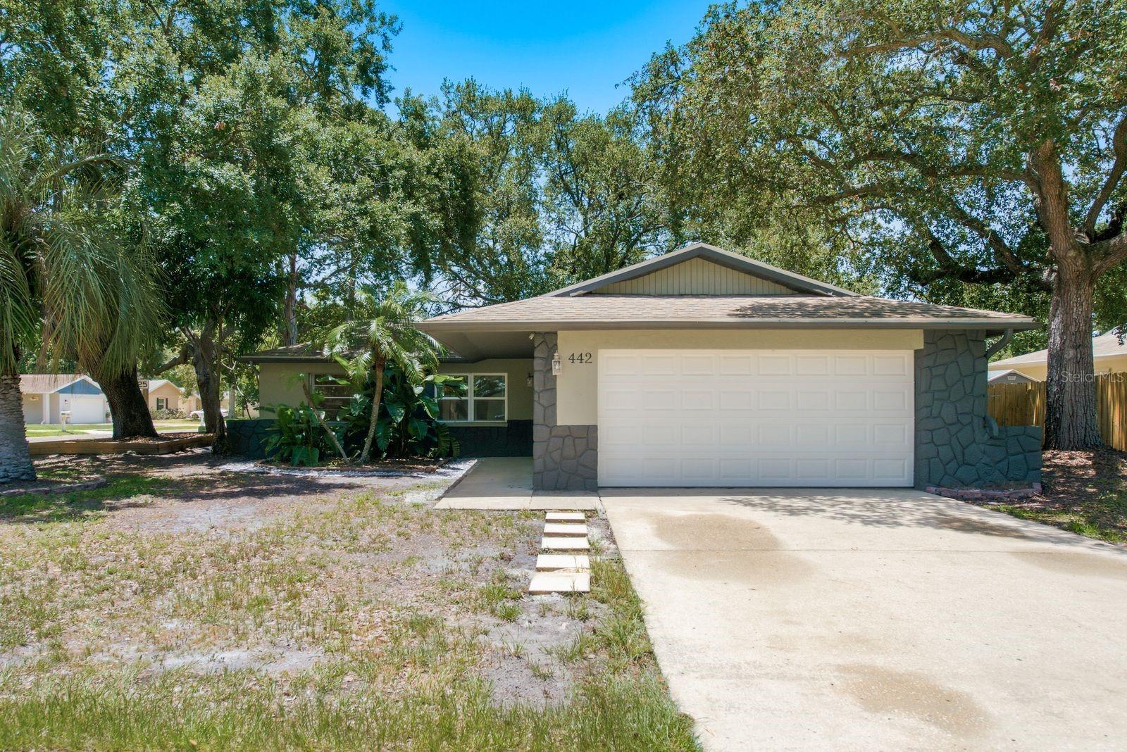 442 Evergreen Drive — photo