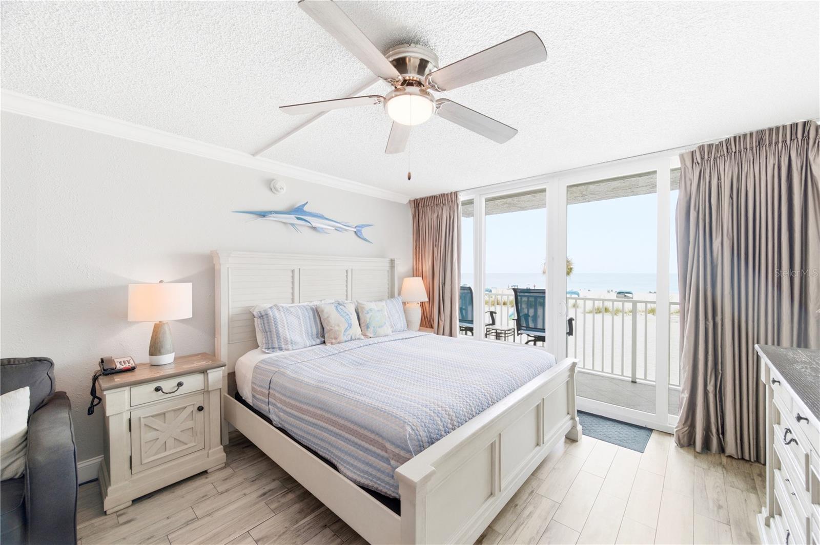 9980 Gulf Boulevard 211 — photo
