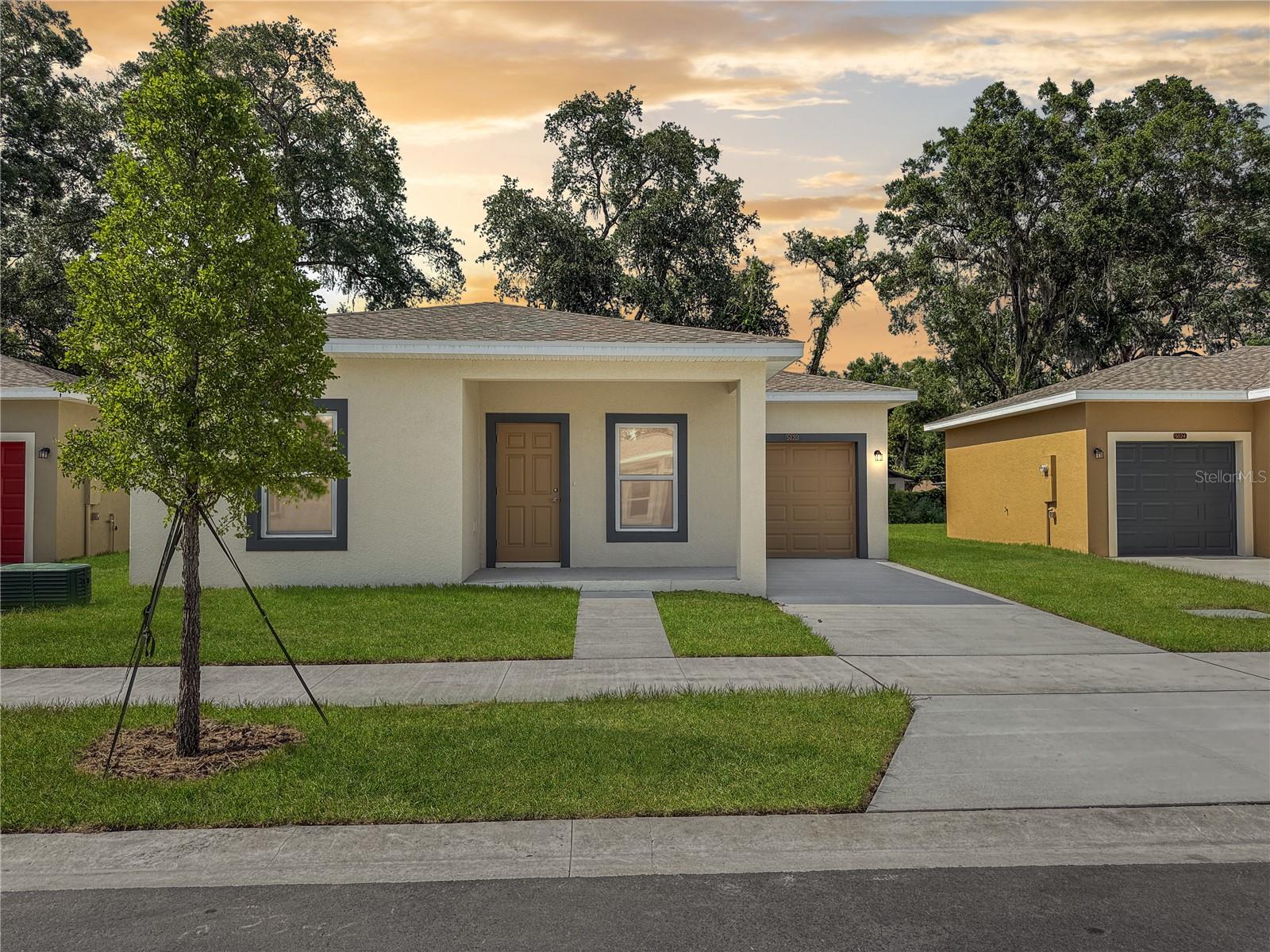 5020 Finders Court — photo