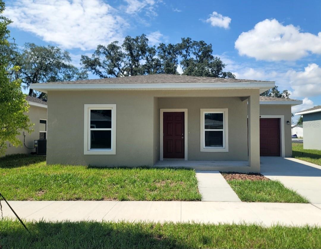 5025 Finders Court — photo