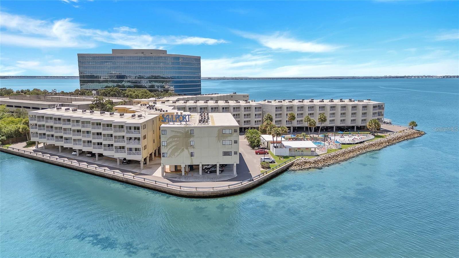 2506 N Rocky Point Drive 301 — photo