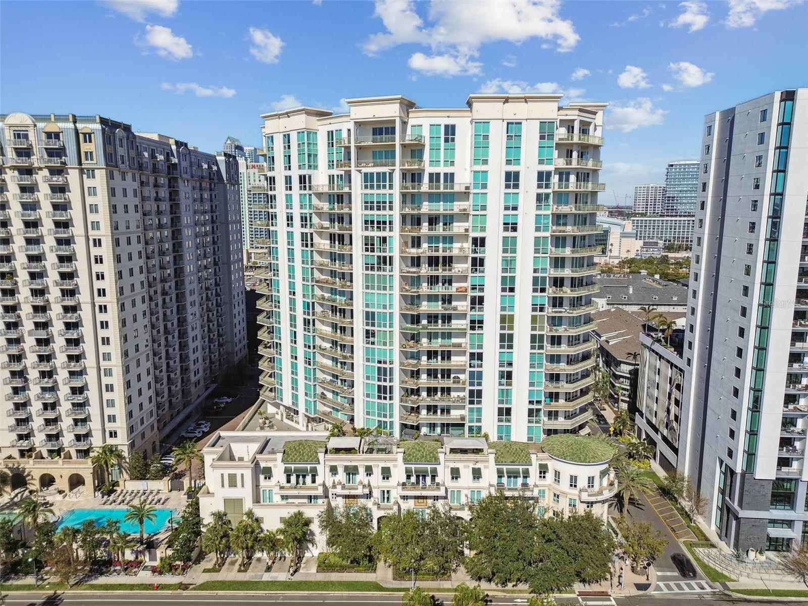 450 Knights Run Avenue 1501 — photo