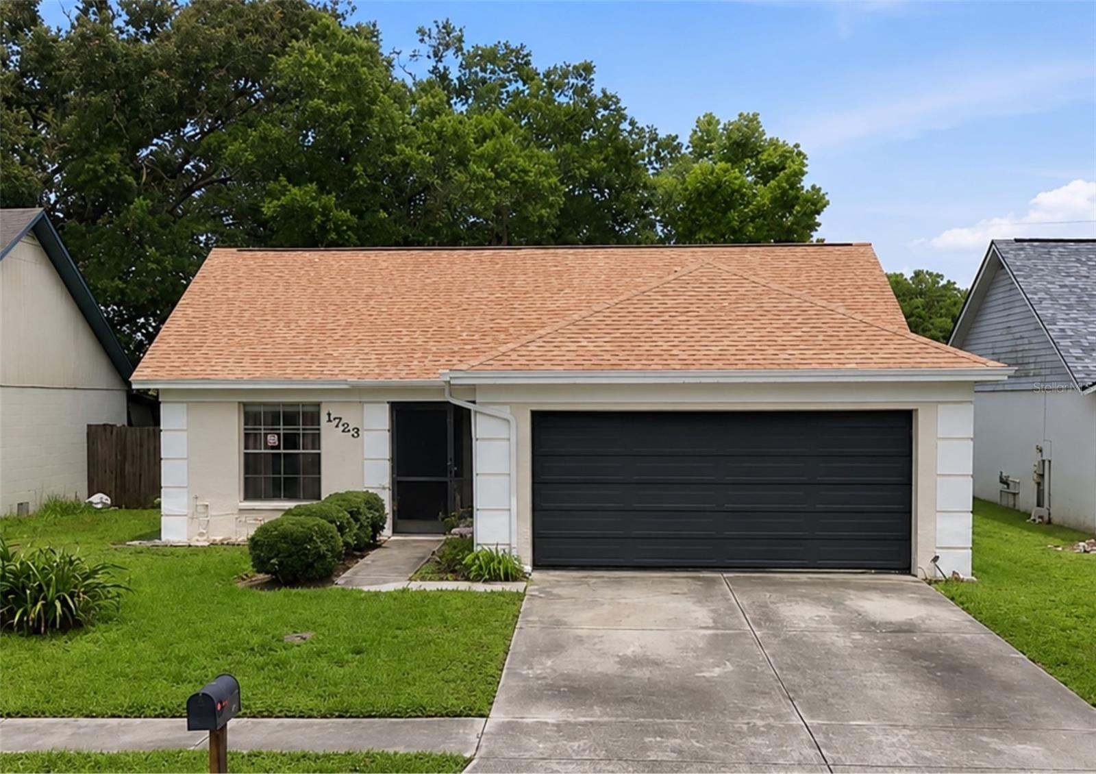 1723 Tarah Trace Drive — photo