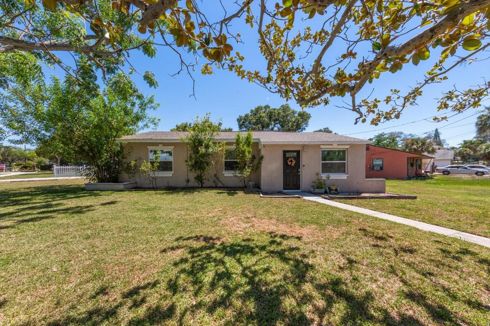 1135 Fairmont Street — photo