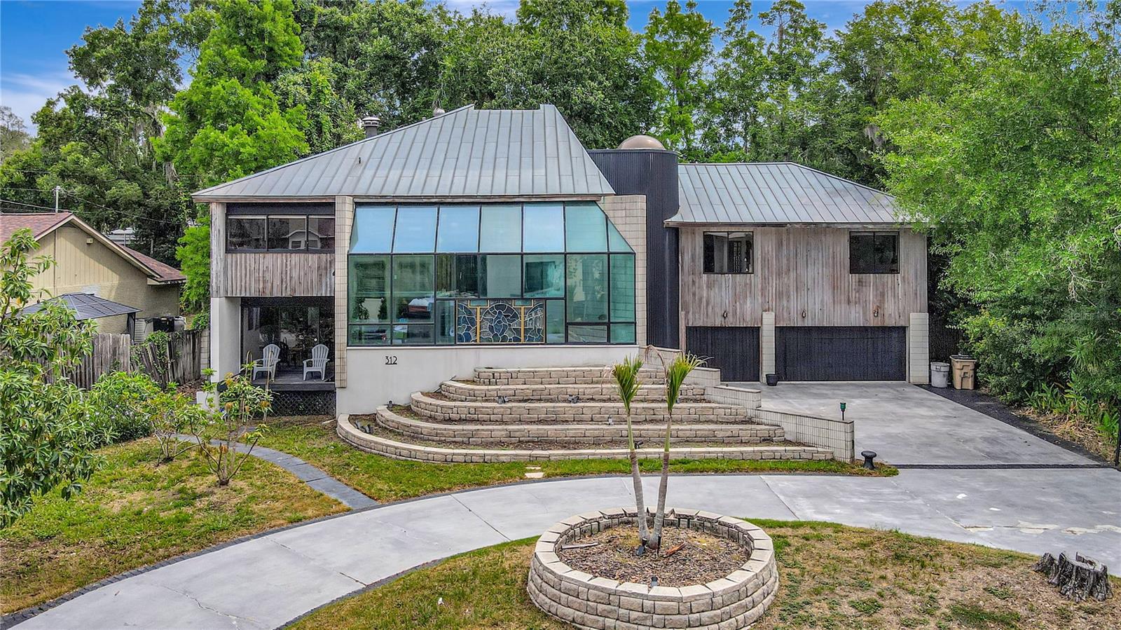 312 S Riverhills Drive — photo