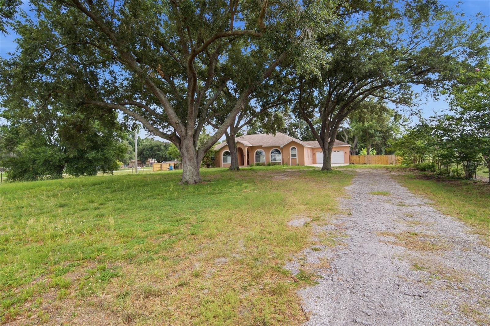 6611 W Knights Griffin Road — photo