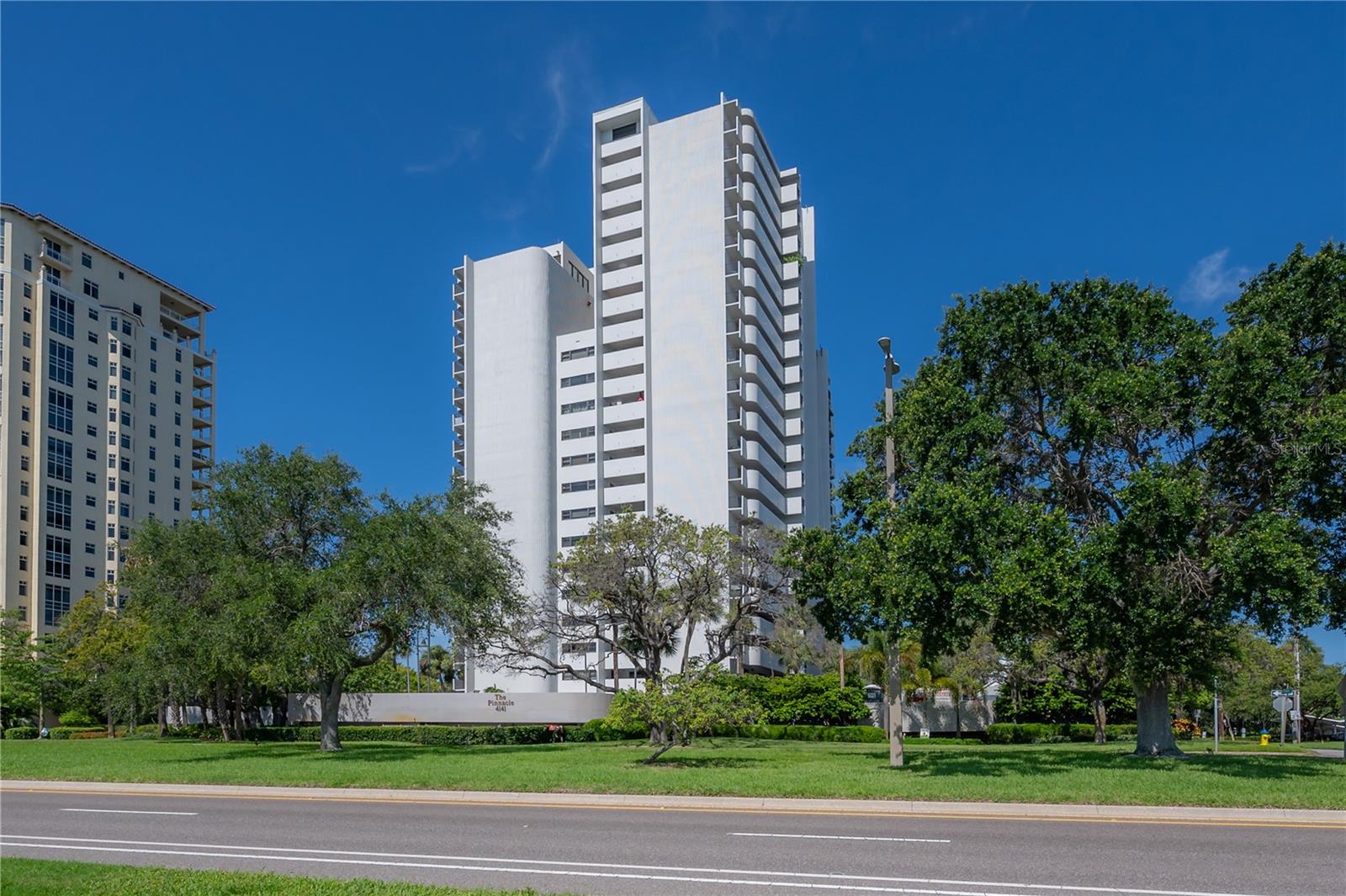 4141 Bayshore Boulevard 1003 — photo