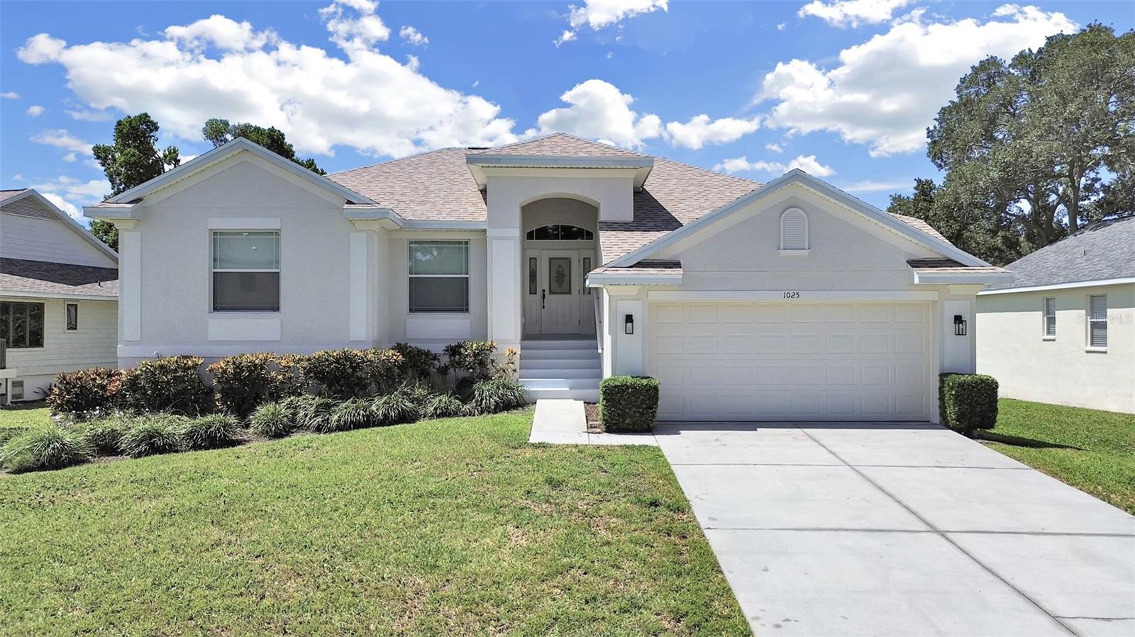 1025 Lake Avoca Place — photo