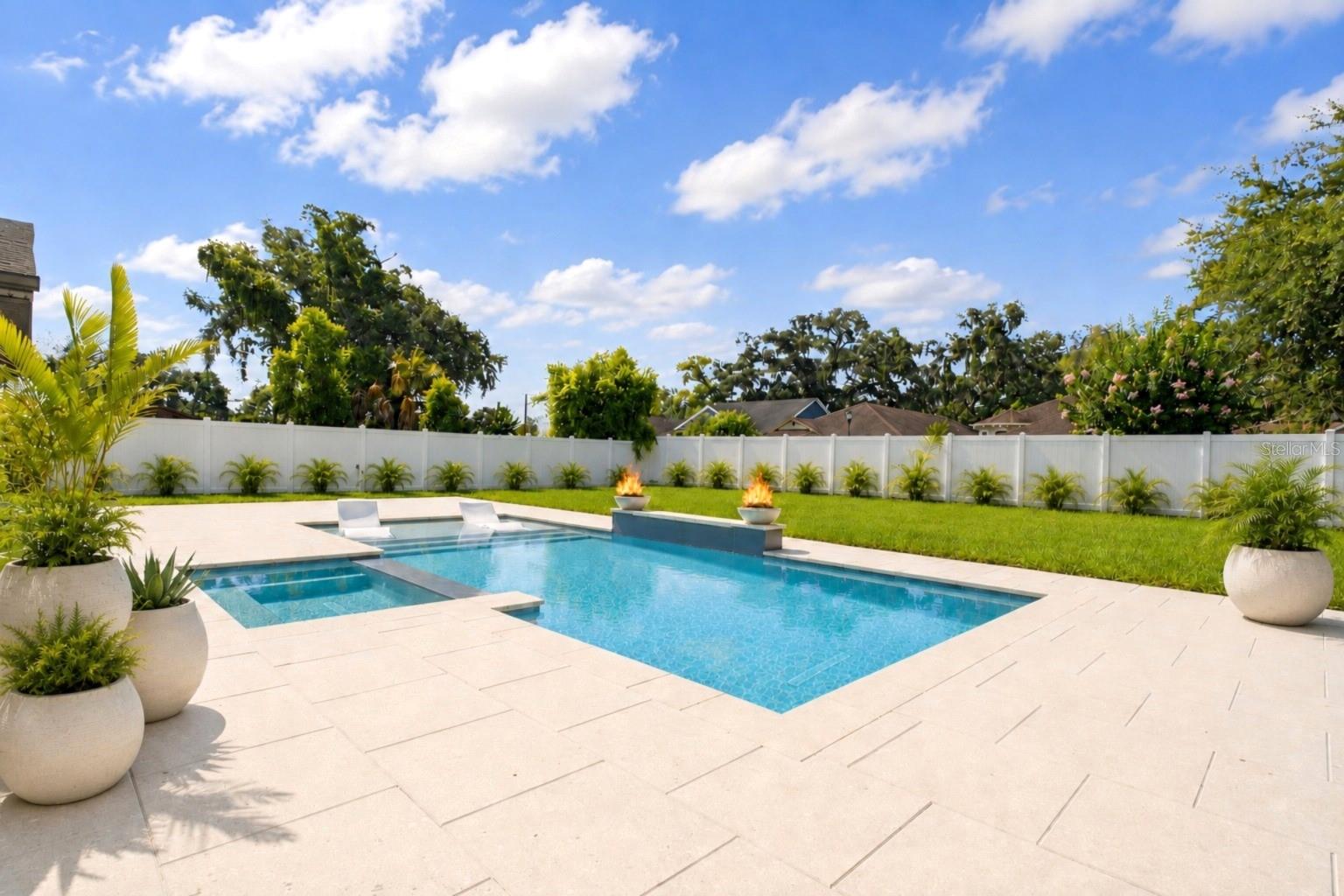 906 Samy Drive — photo