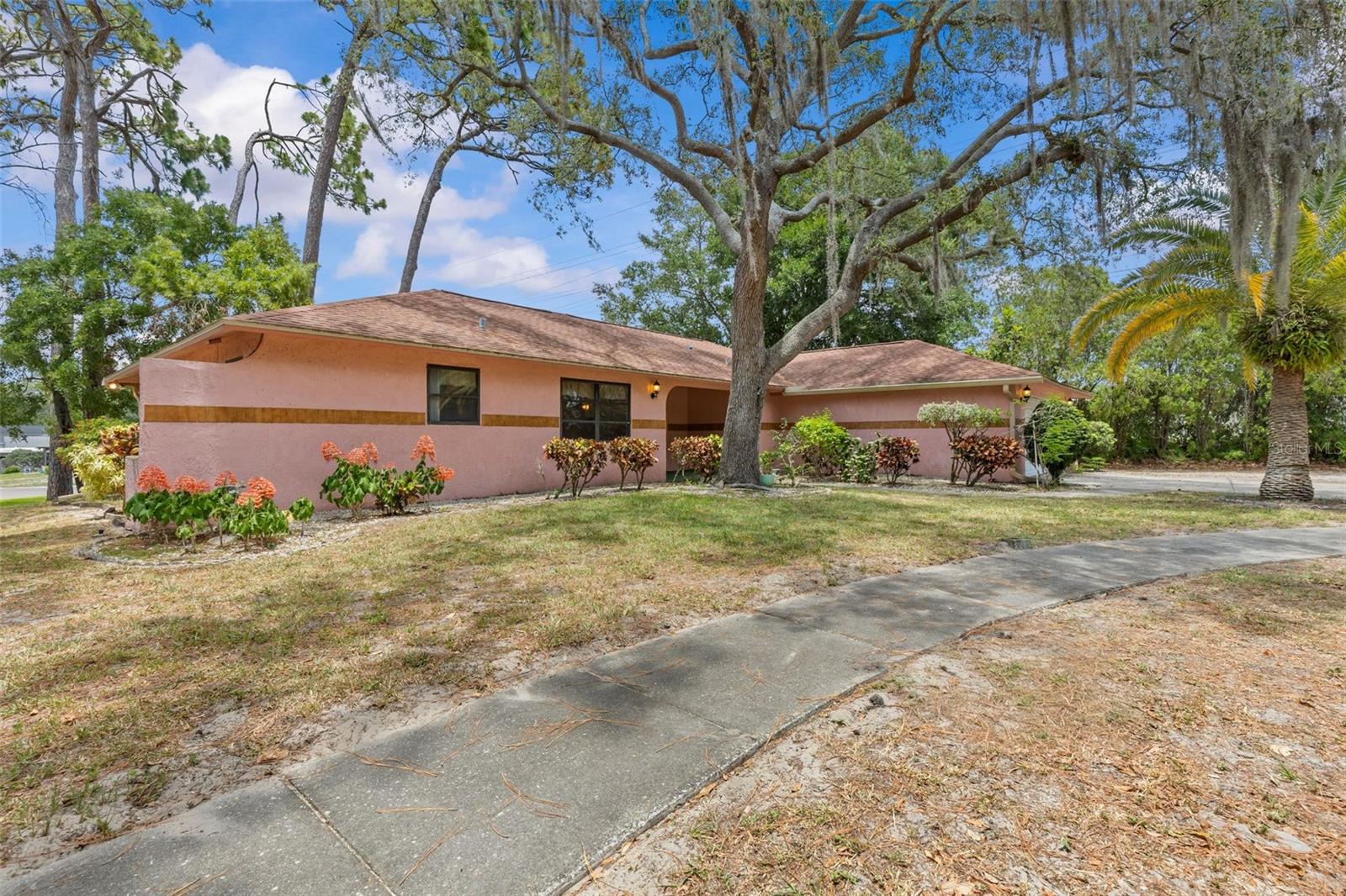 505 Village Oak Drive — photo