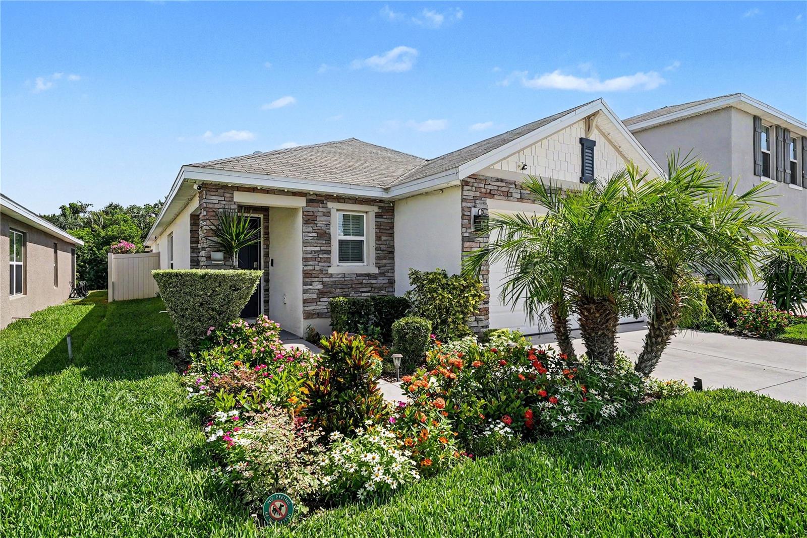 11453 Stone Pine Street — photo