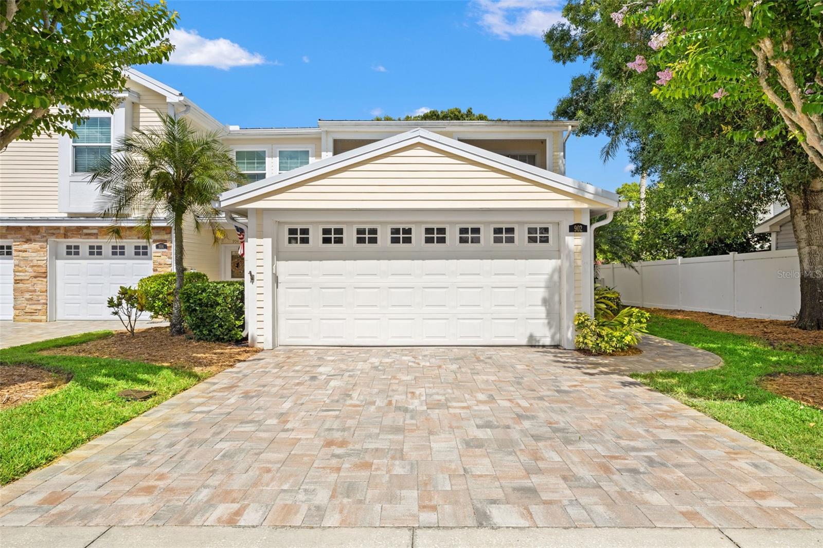 902 Woodbridge Court — photo