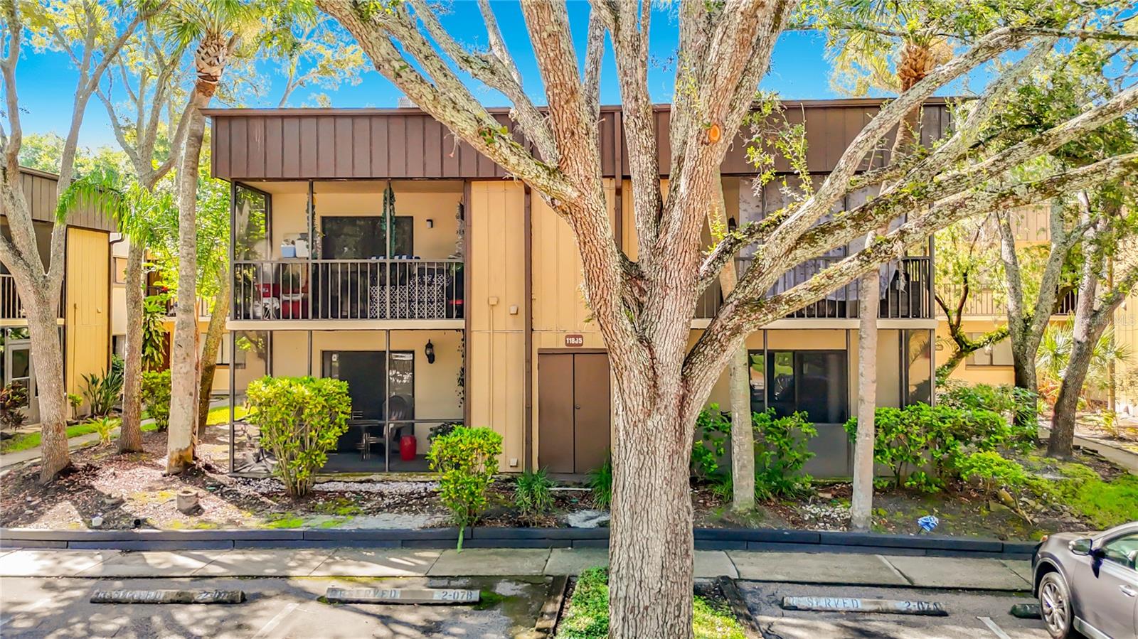 11805 Raintree Lake Ln B — photo