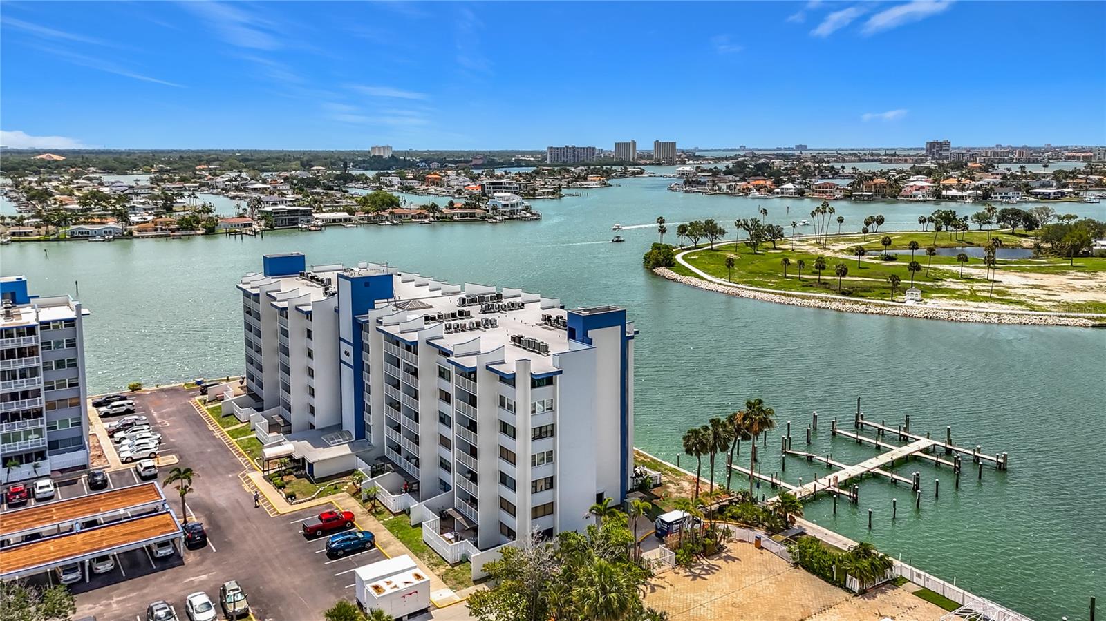450 Treasure Island Causeway 111 — photo