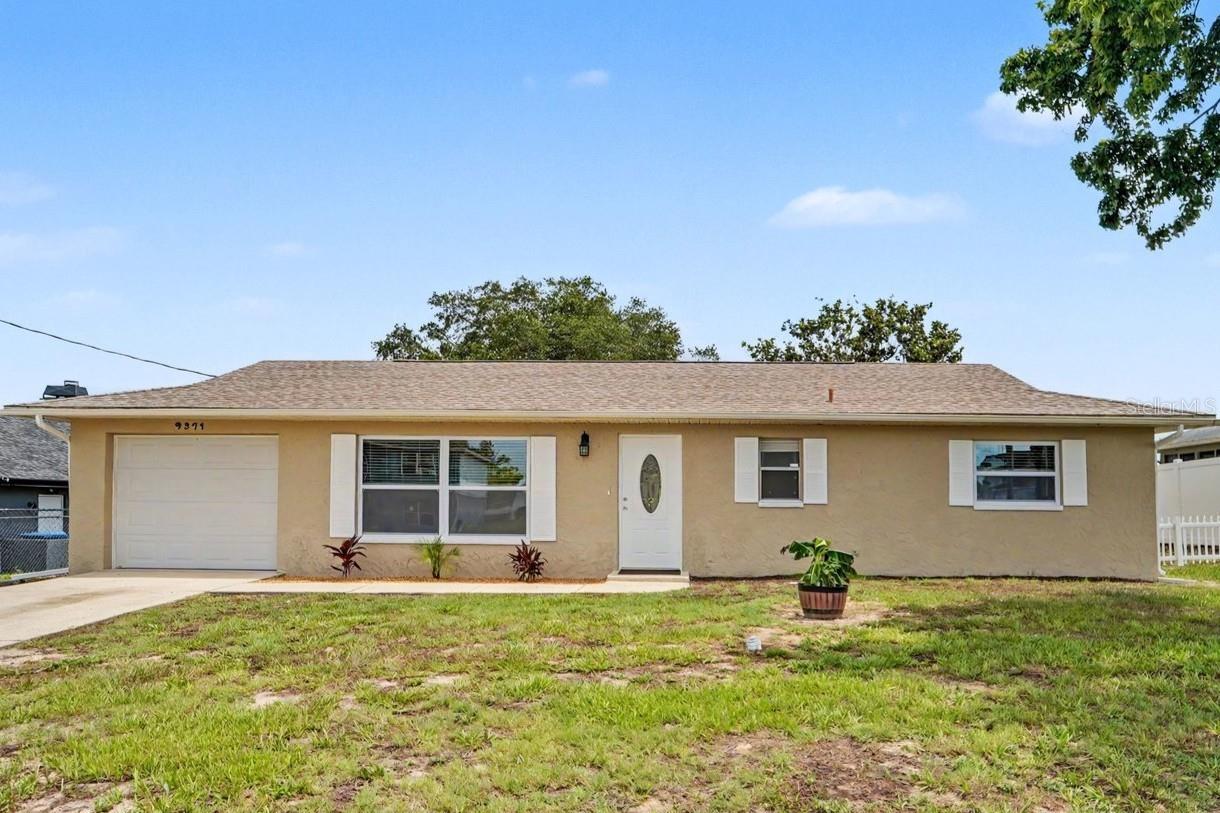 9371 Mallard Street — photo