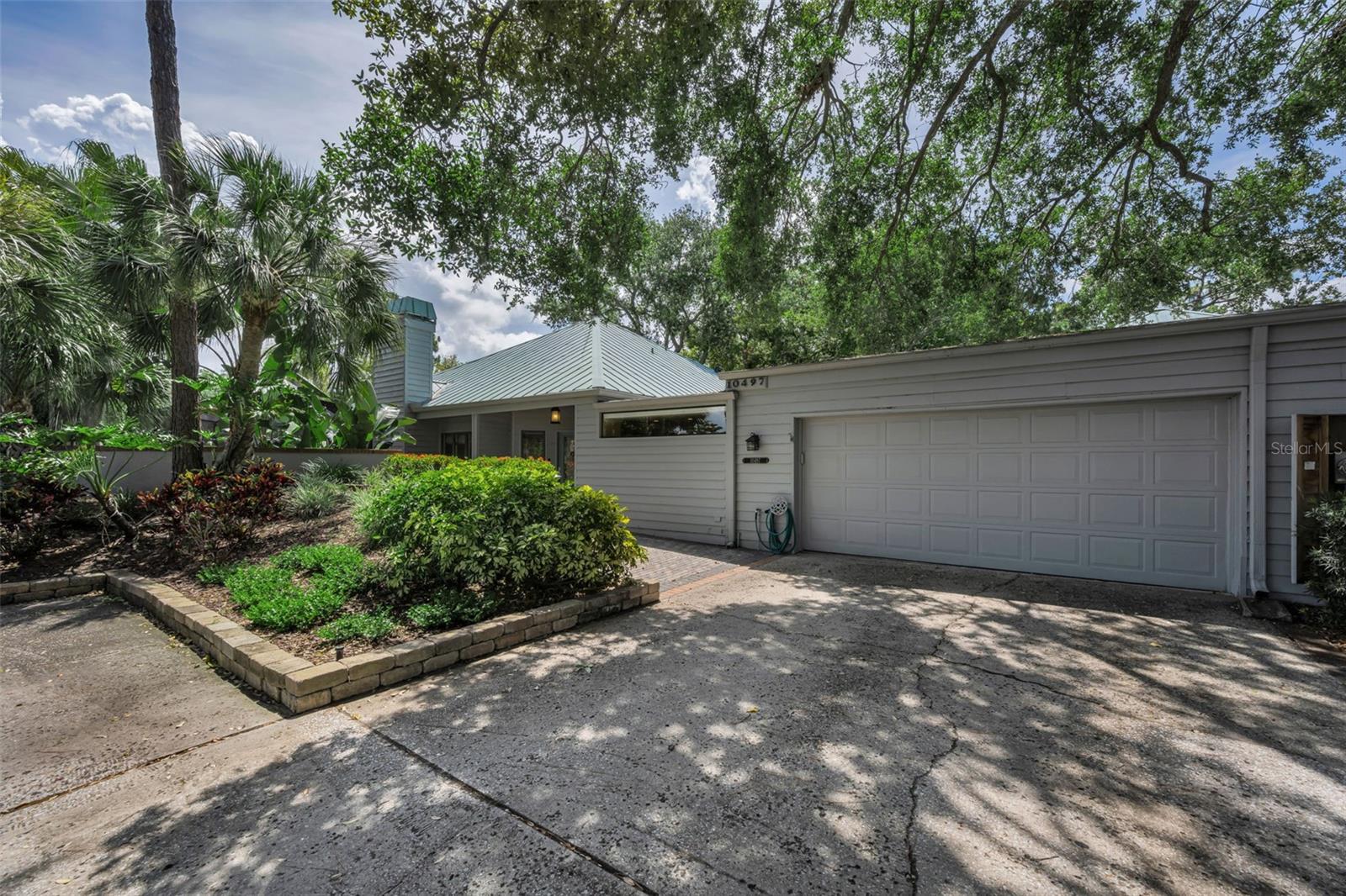10497 Longwood Drive — photo