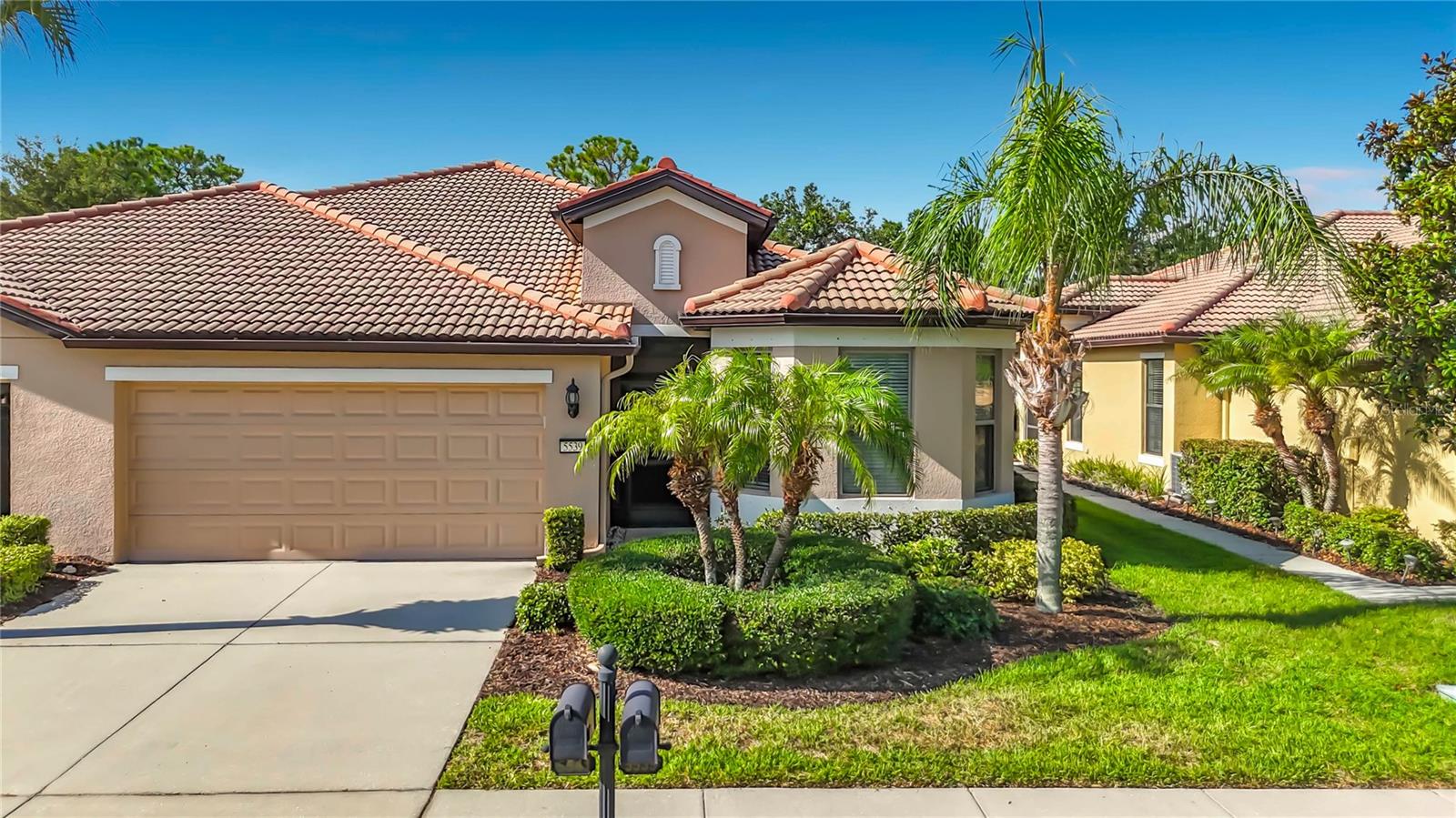 5539 Sunset Falls Drive — photo