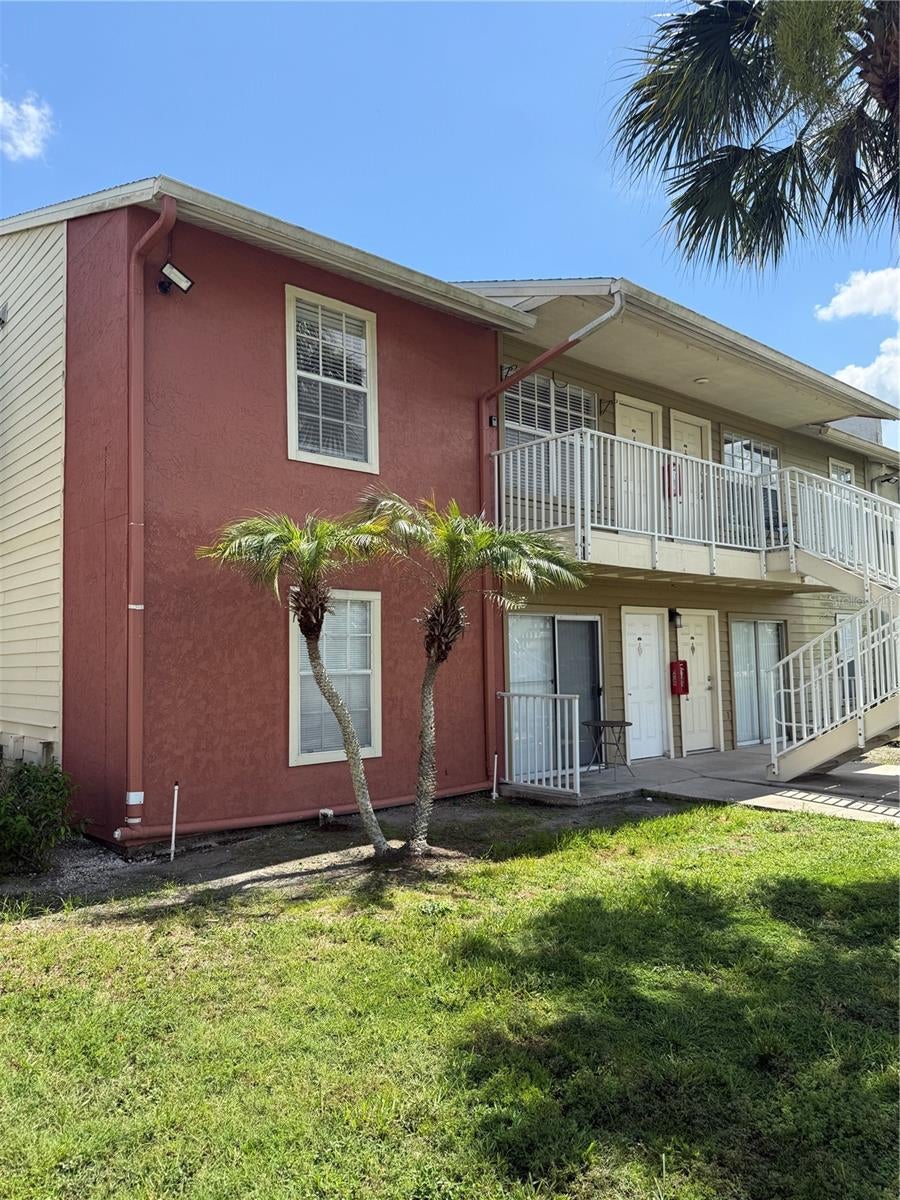 220 Lake Parsons Green 205 — photo