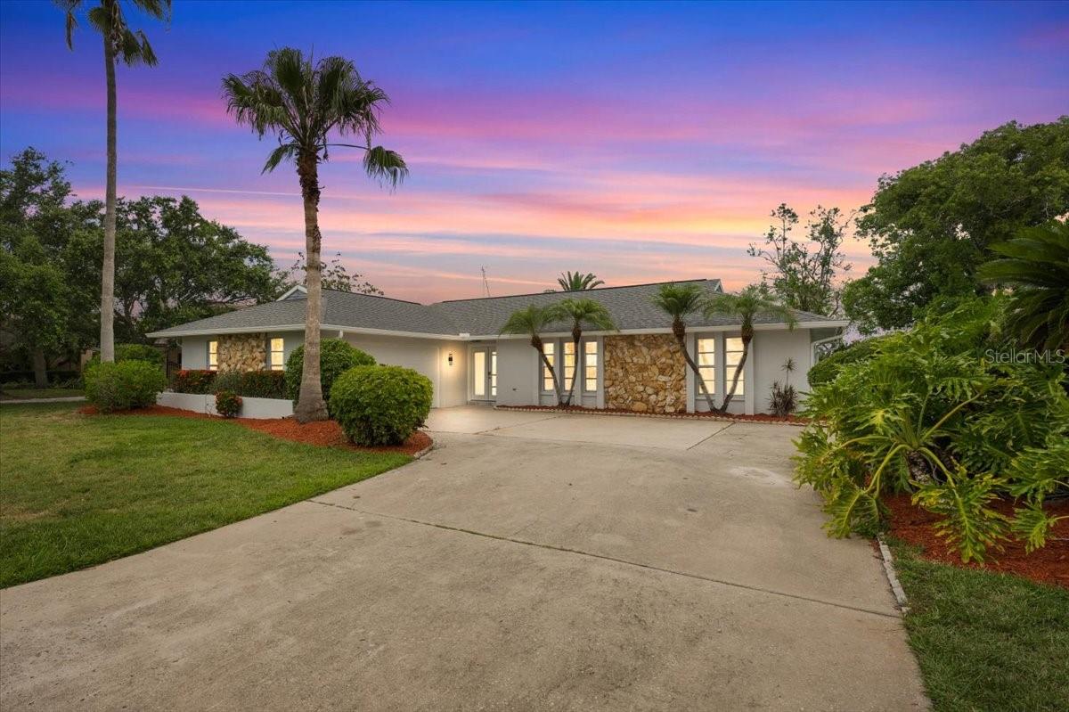 4147 Marine Parkway — photo