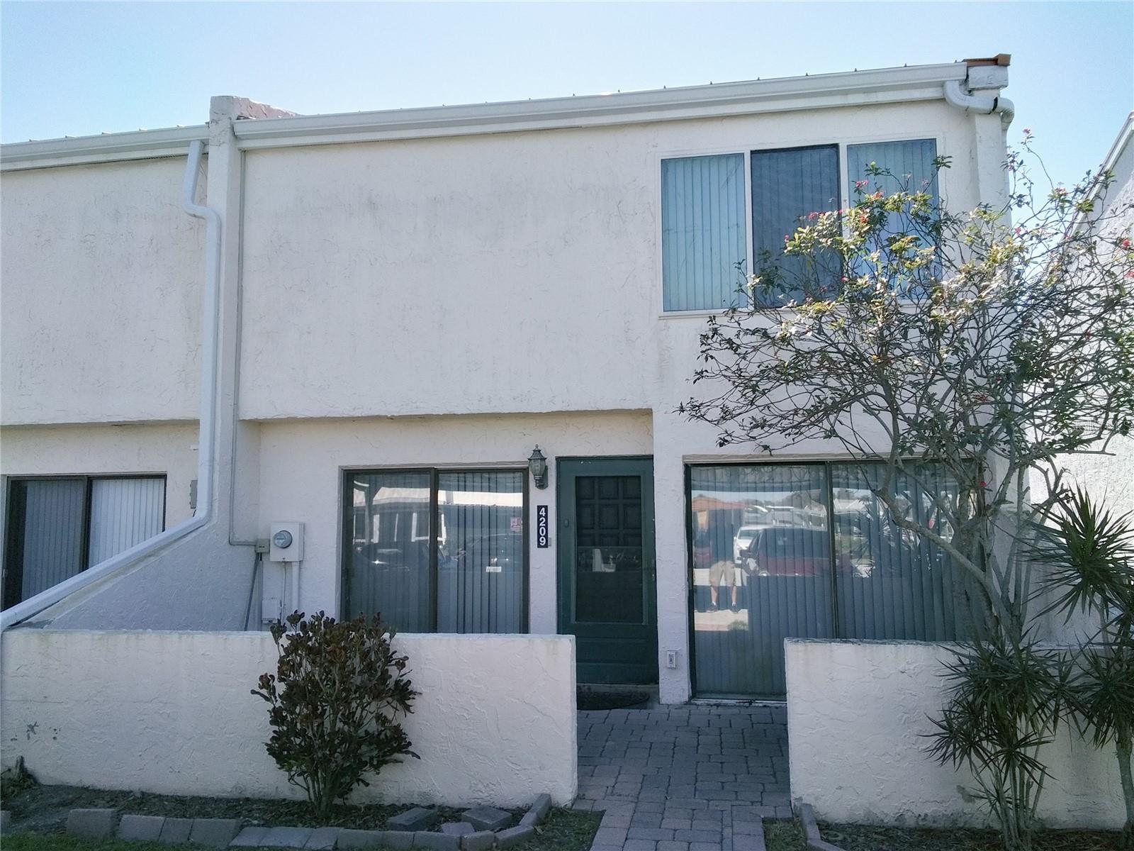 4209 Fogcutter Court 4209 — photo