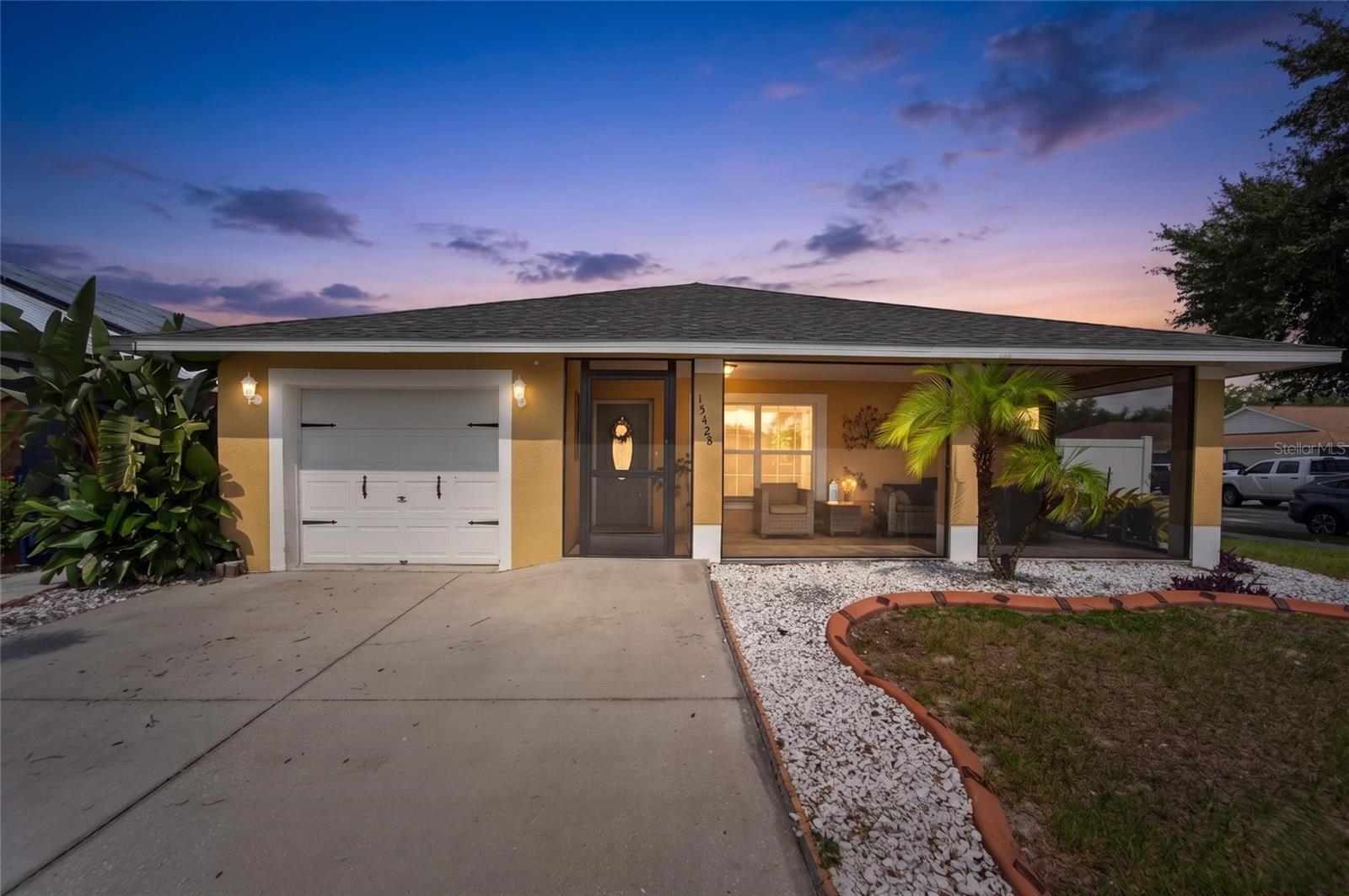 15428 Florida Breeze Loop — photo